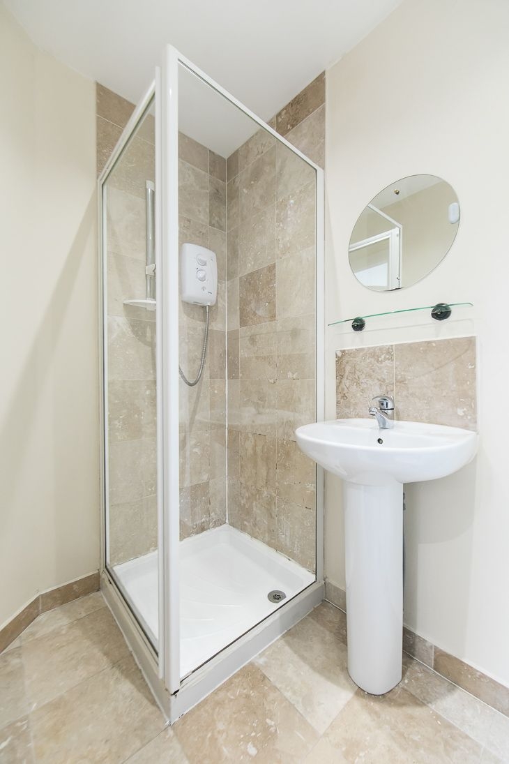 Flat 3, 54 Devon Road, Leeds