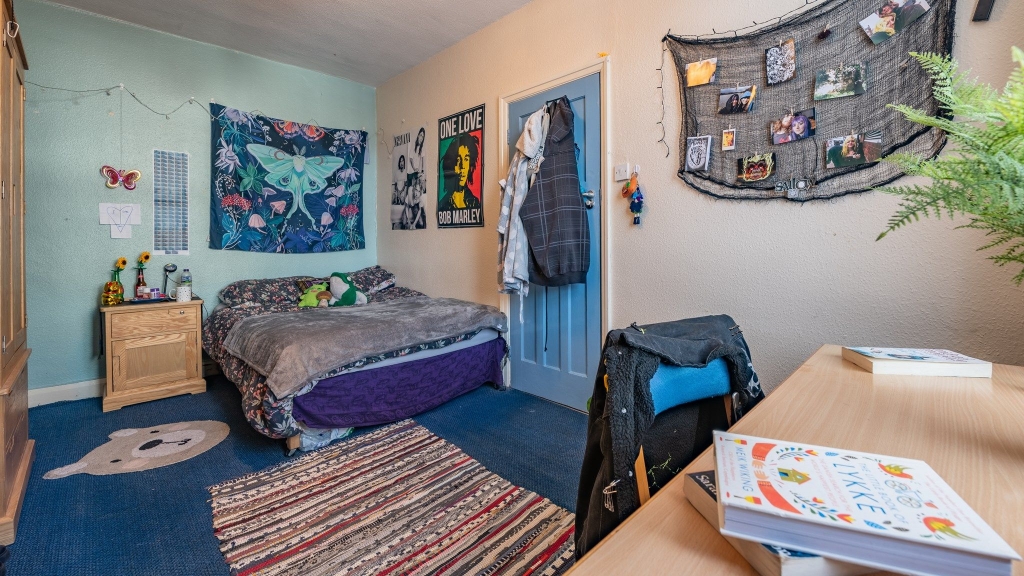  Mayville Avenue, Leeds