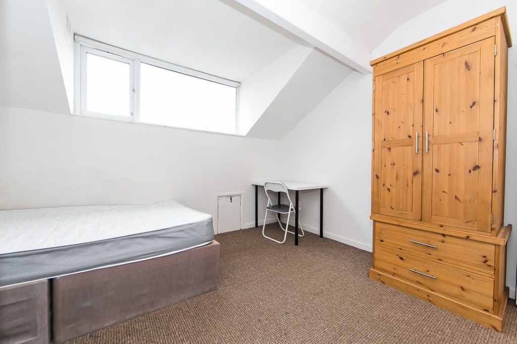 Welton Grove, Hyde Park, Leeds