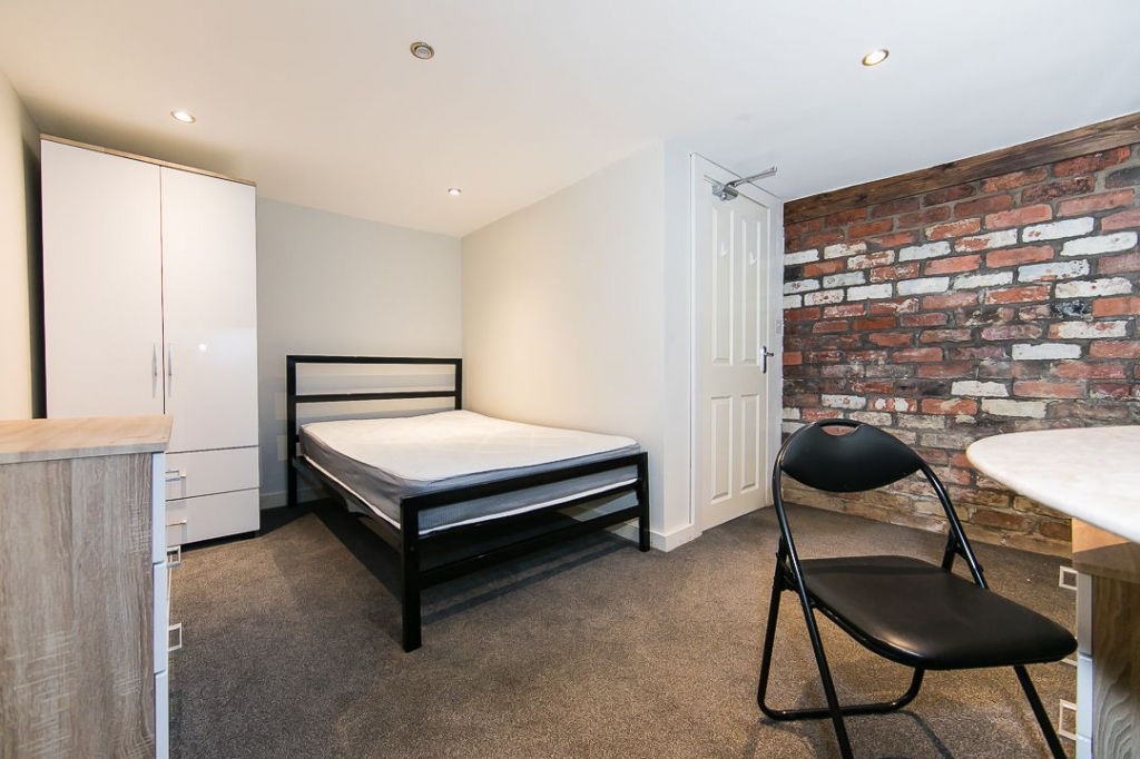  Harold Mount, Hyde Park, Leeds