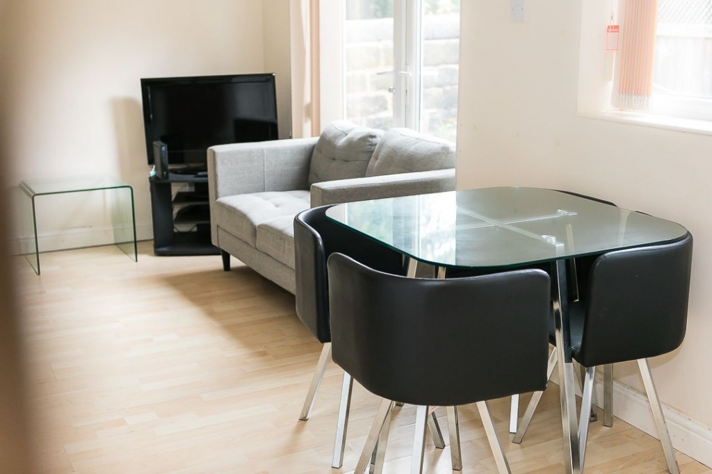  Springbank Crescent, Headingley, Leeds