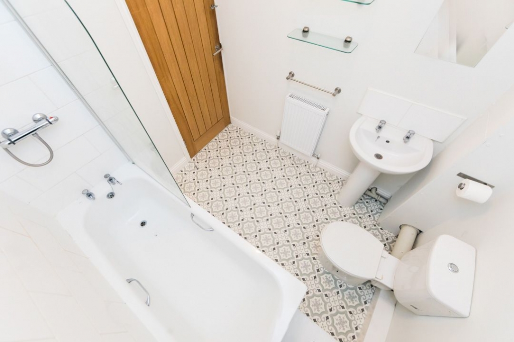 A Delph Lane, Woodhouse, Leeds