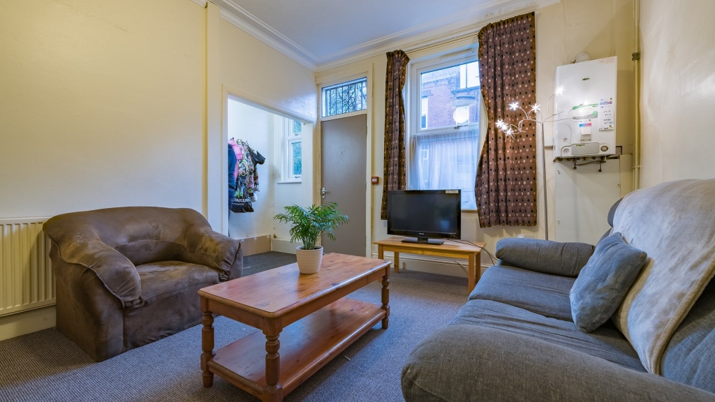  Burchett Place, Leeds