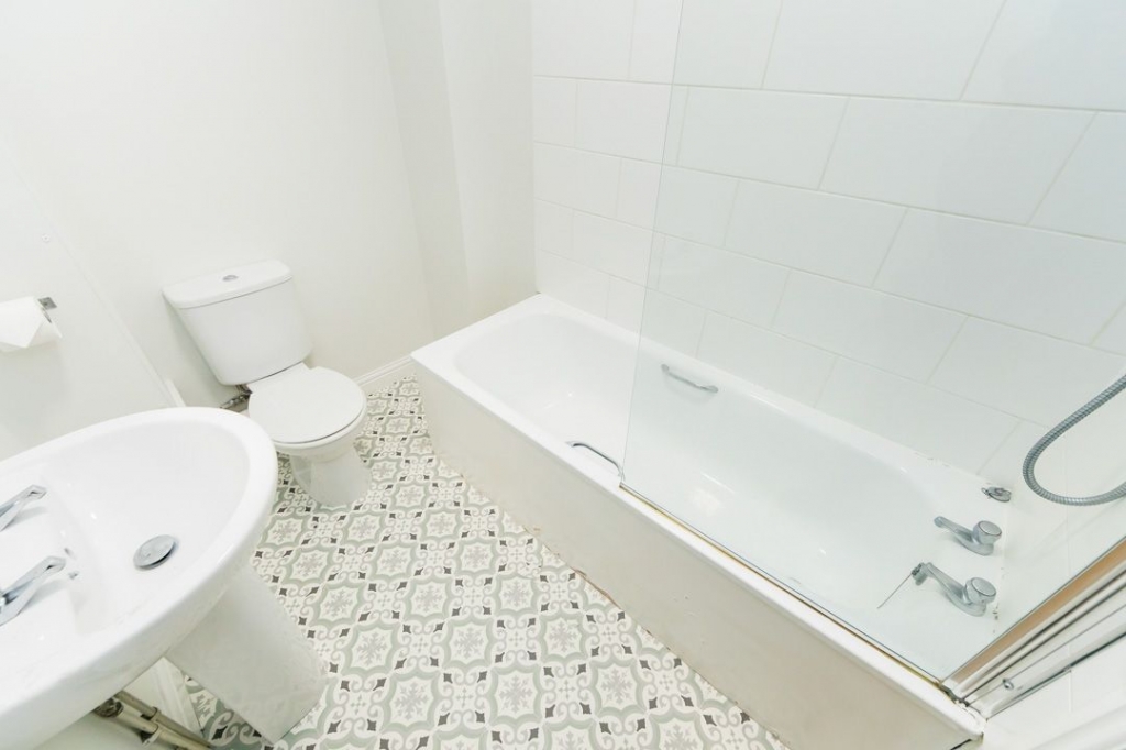 B Delph Lane, Woodhouse, Leeds