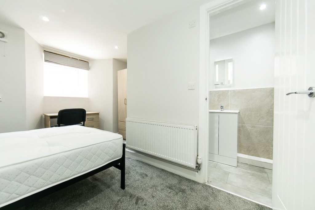 20 Ashville Terrace, Leeds