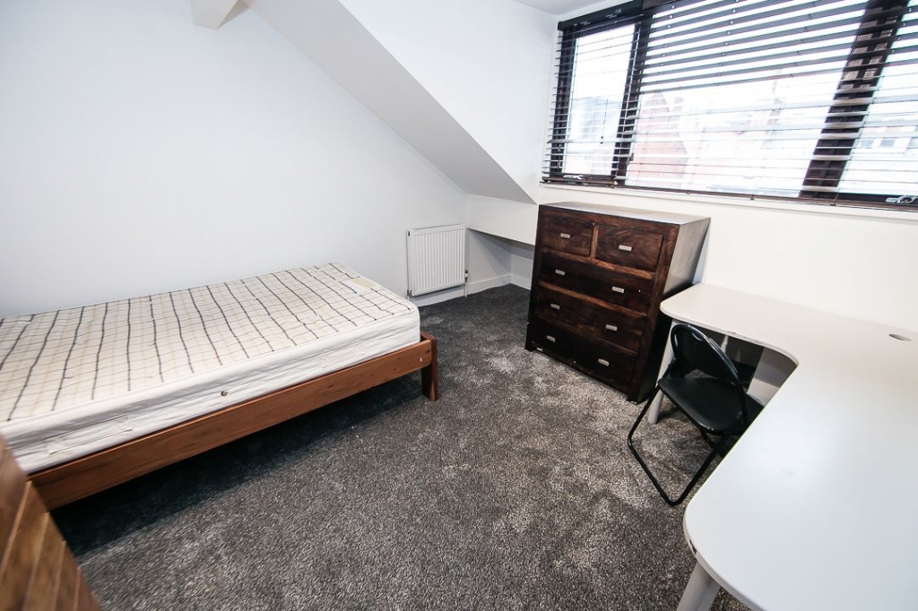  Harold Place, Hyde Park, Leeds