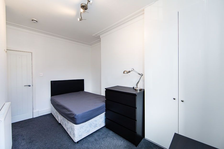 Estcourt Terrace, Headingley, Leeds