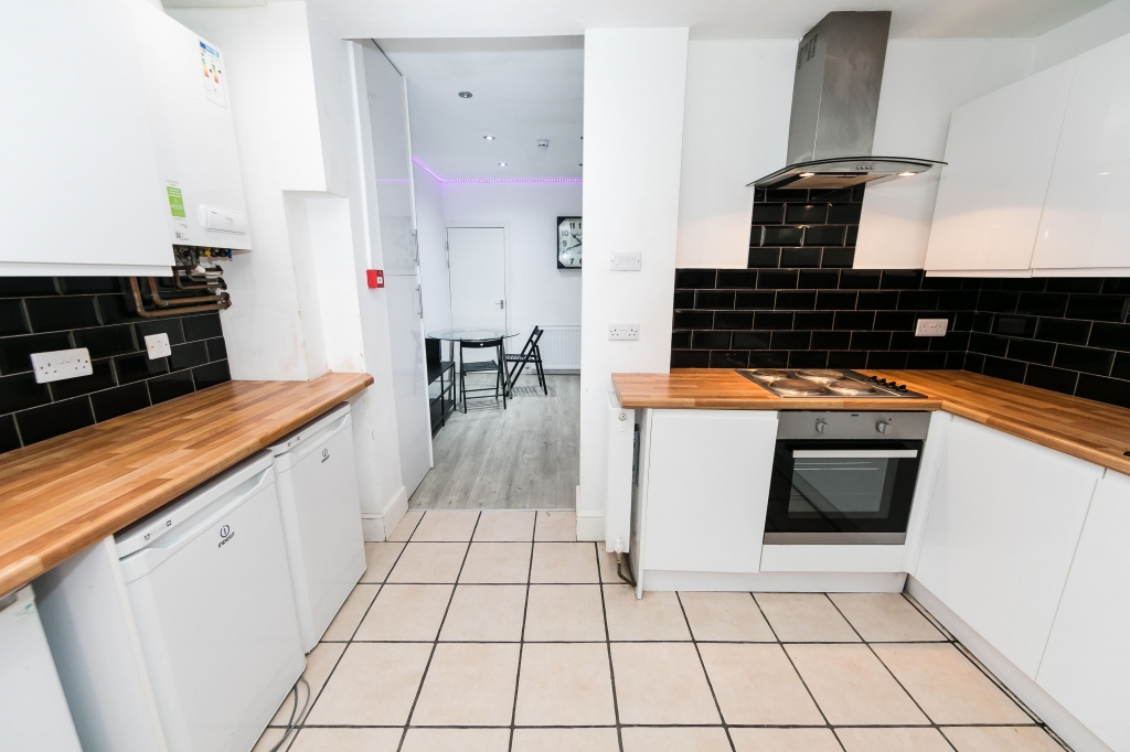 Hartley Grove, Hyde Park, Leeds