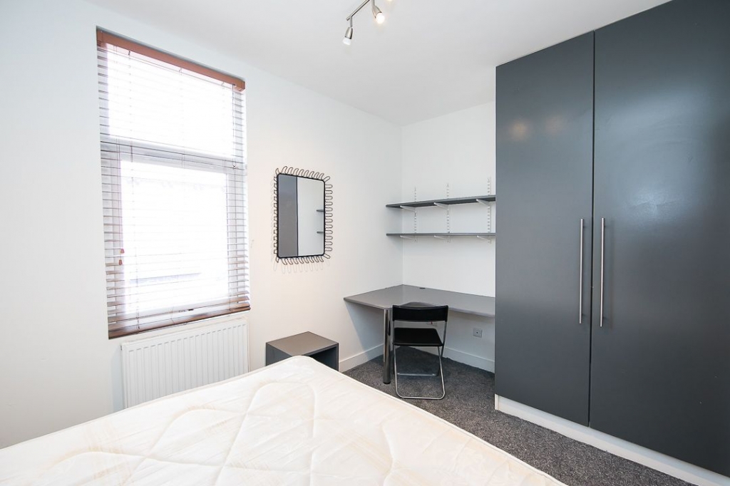  Harold Walk, Hyde Park, Leeds