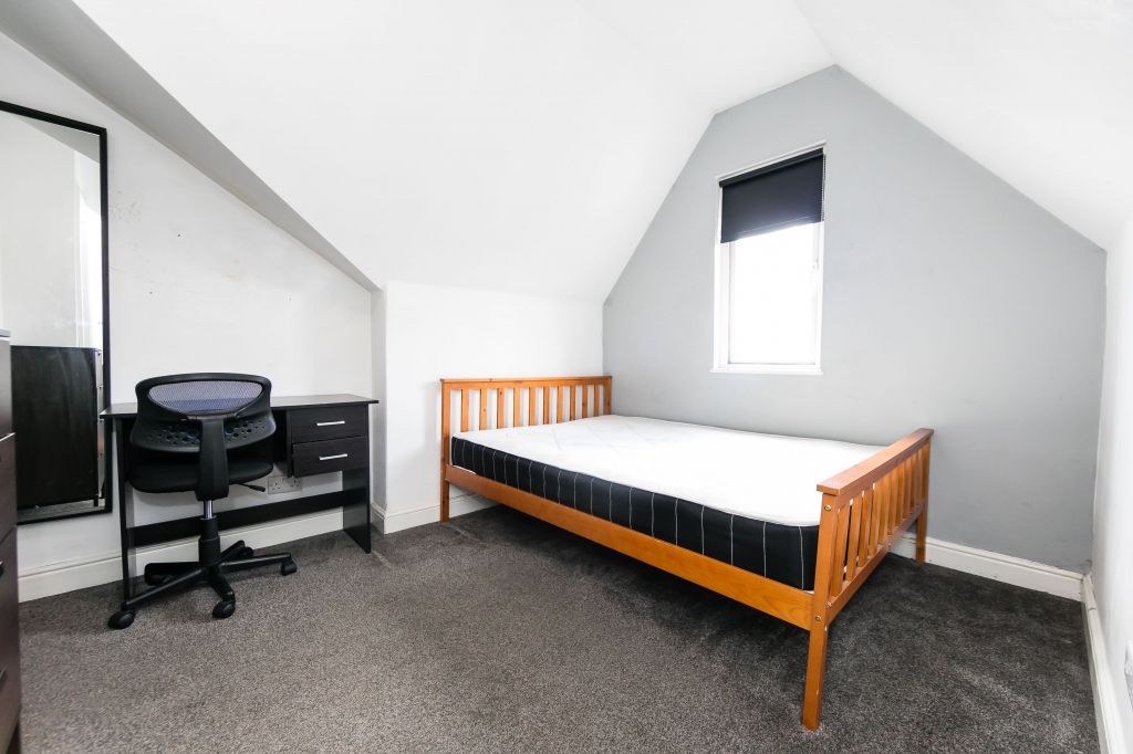 Hartley Grove, Hyde Park, Leeds