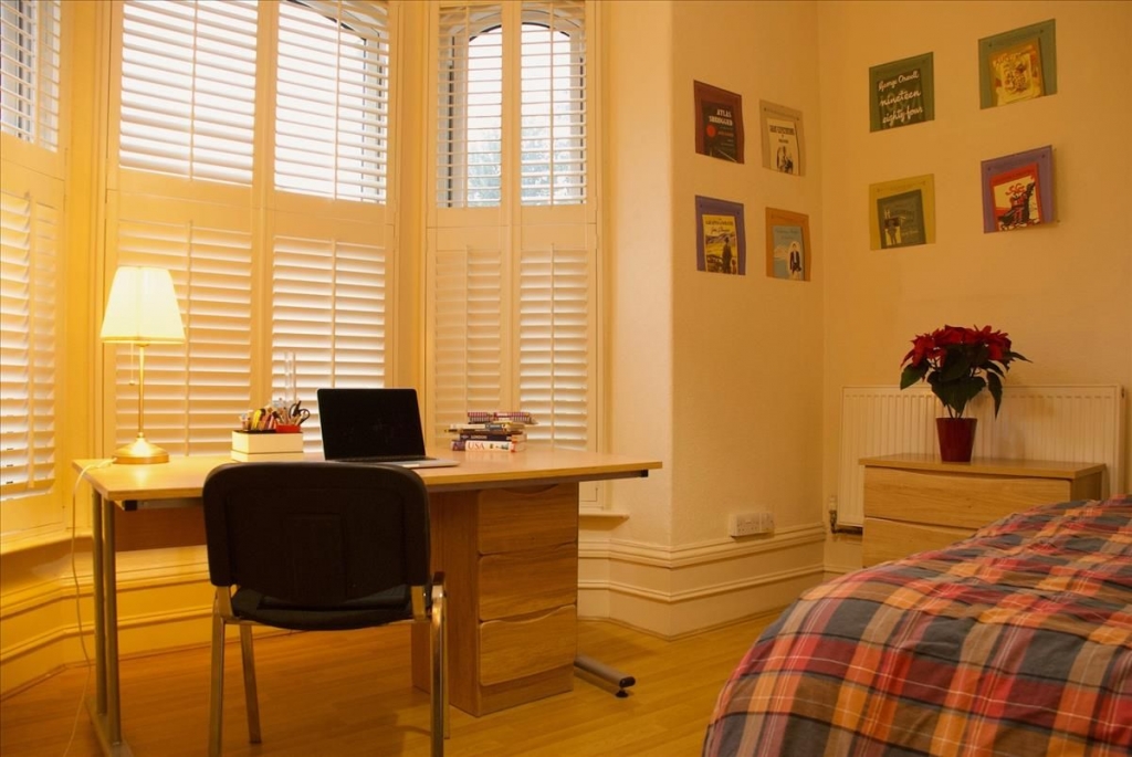 a Bainbrigge Road, Headingley, Leeds