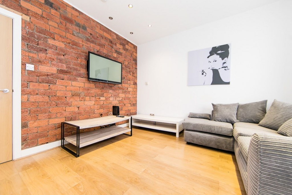  Chiswick Terrace, Hyde Park, Leeds
