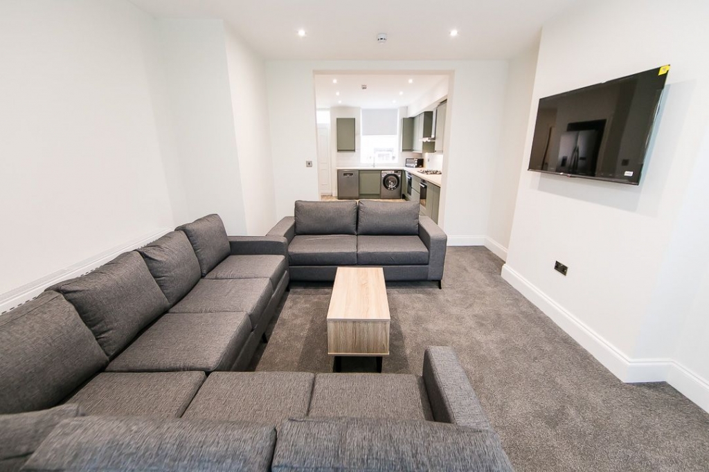  Archery Road, Leeds