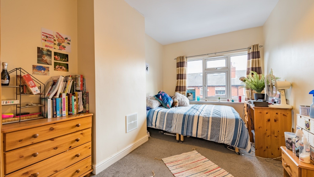 Mayville Avenue, Leeds