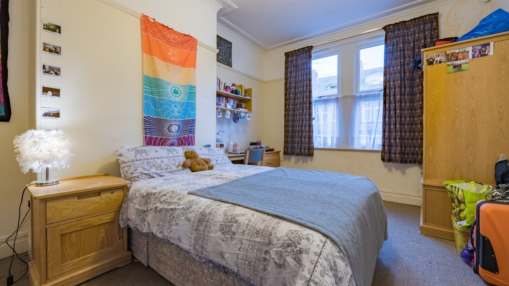  Burchett Place, Leeds