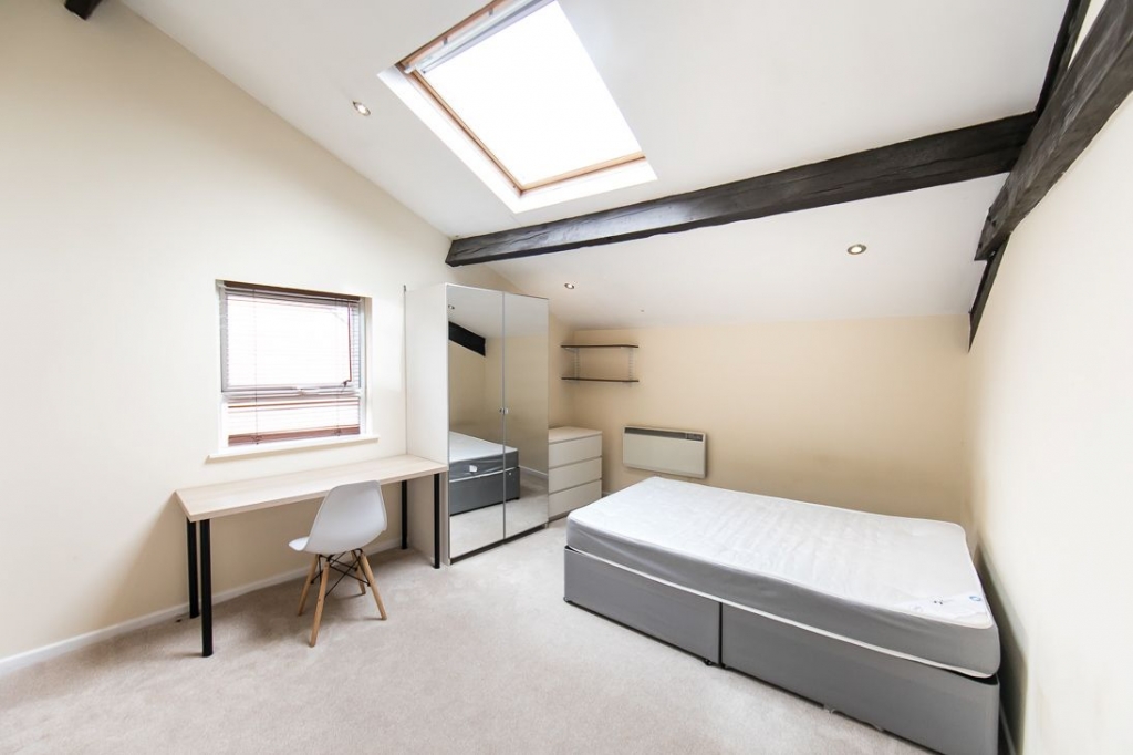 Flat 3, 54 Devon Road, Leeds