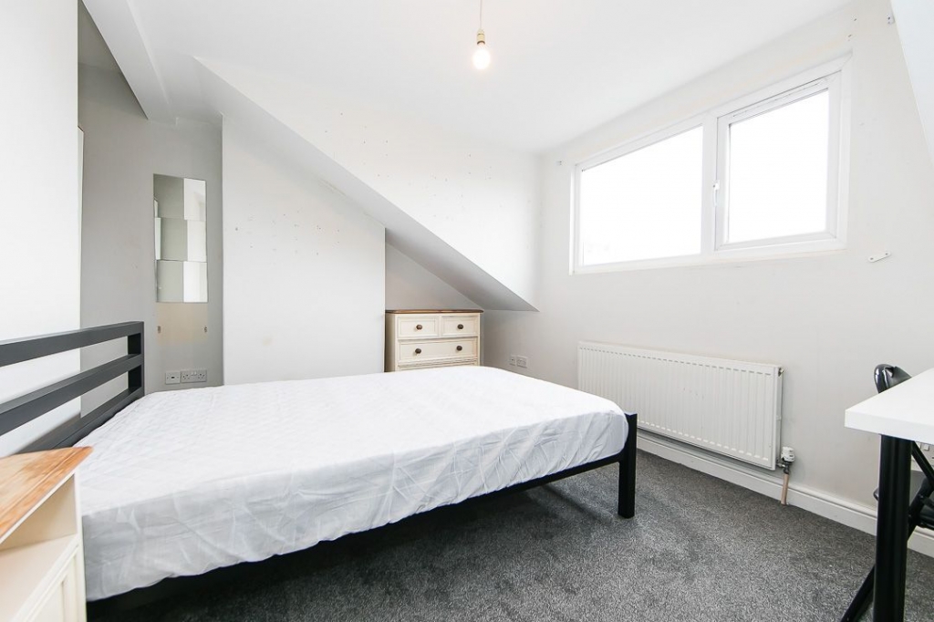 Welton Place, Hyde Park, Leeds