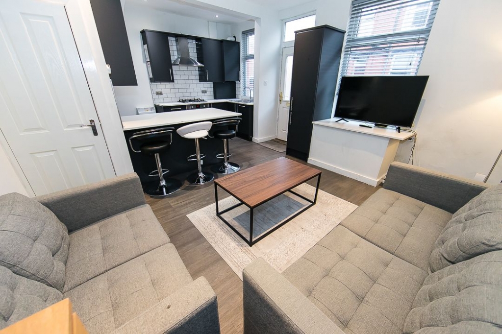  Harold Mount, Hyde Park, Leeds