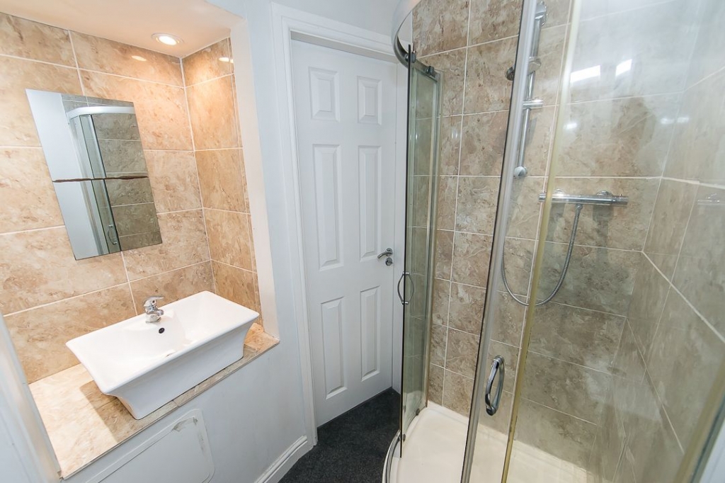 Welton Place, Hyde Park, Leeds