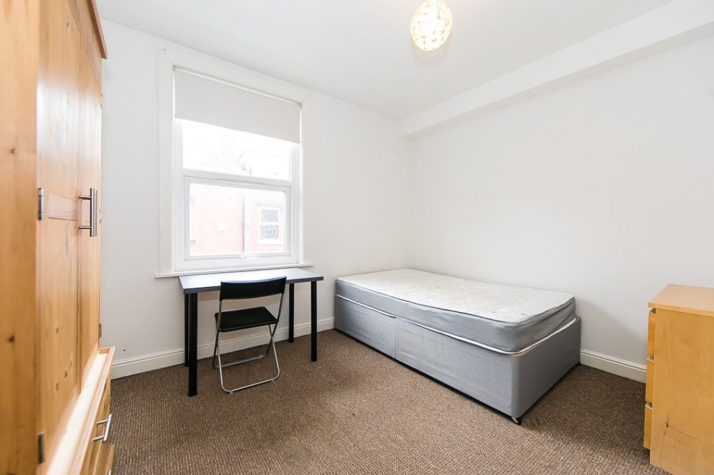 Welton Grove, Hyde Park, Leeds