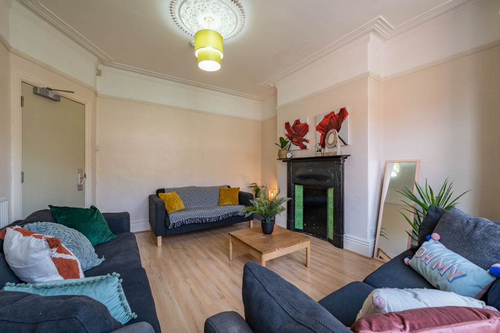  Headingley Avenue, Leeds