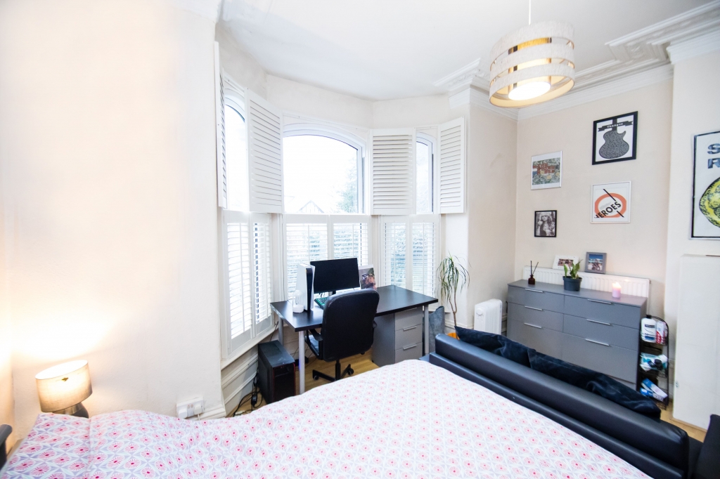 a Bainbrigge Road, Headingley, Leeds