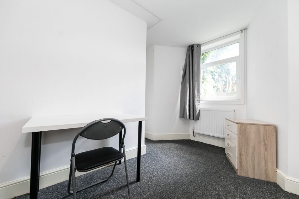 B Inglewood Terrace, Woodhouse, Leeds