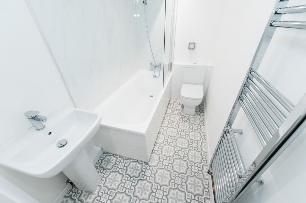  Winston Gardens, Headingley, Leeds