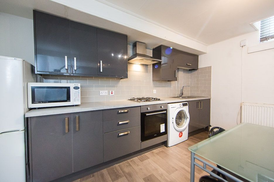  Harold Avenue, Hyde Park, Leeds