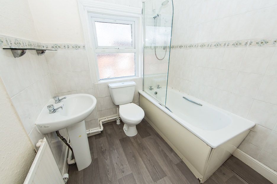  Claremont Villas, Hyde Park, Leeds