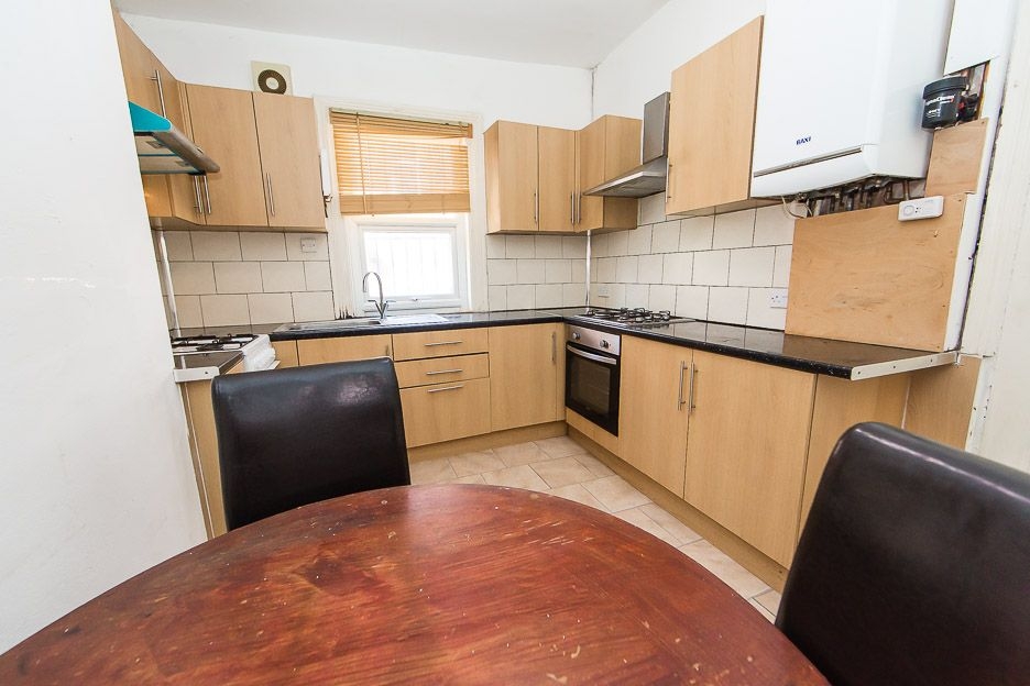  Claremont Villas, Hyde Park, Leeds