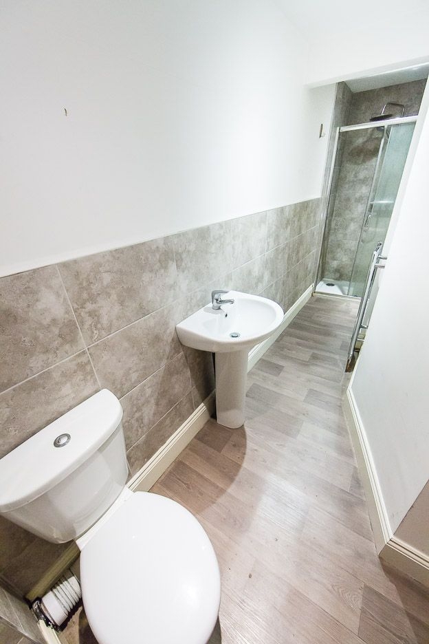  Burchett Grove, Woodhouse, Leeds