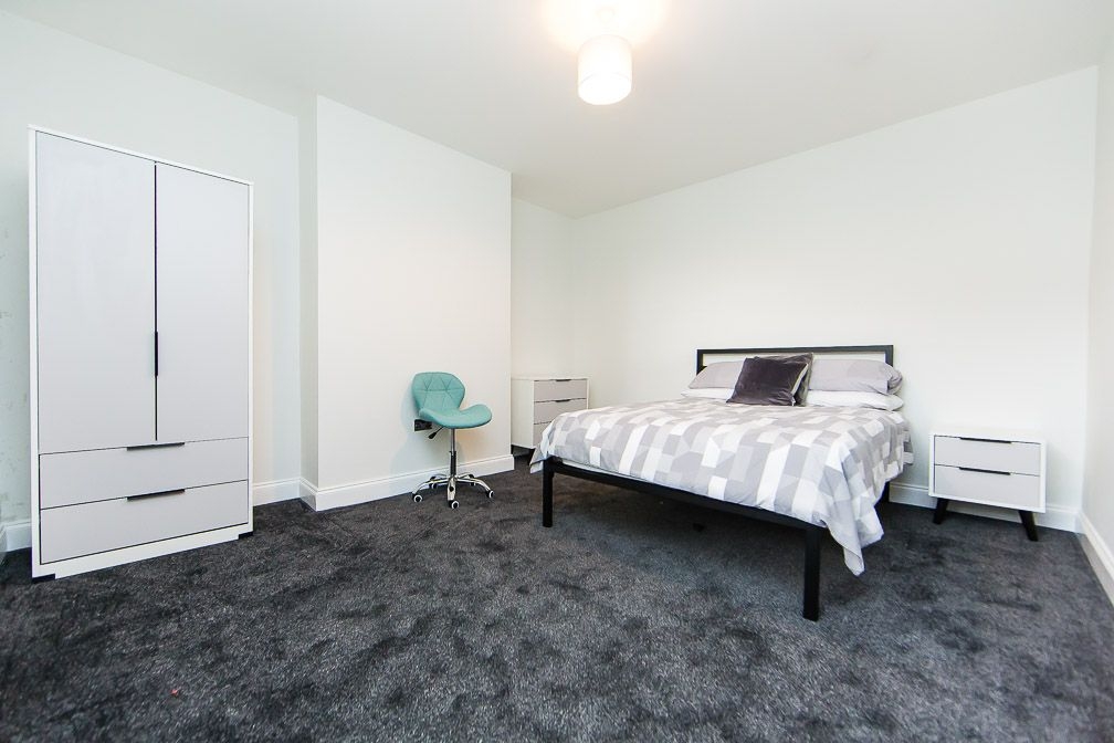 Cliff Mount, Hyde Park, Leeds