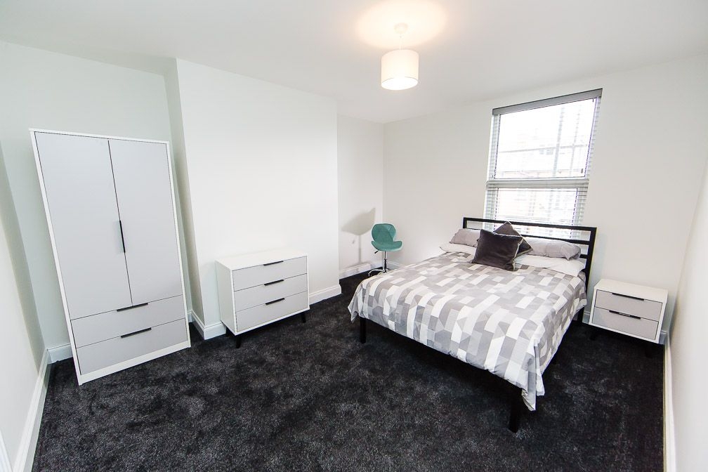 Cliff Mount, Hyde Park, Leeds