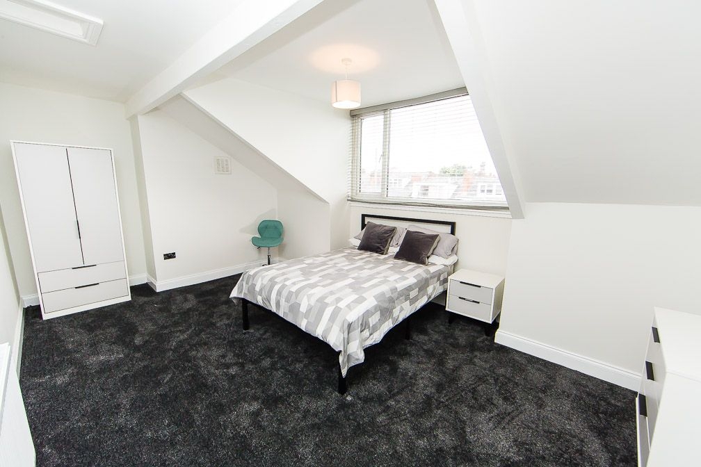 Cliff Mount, Hyde Park, Leeds