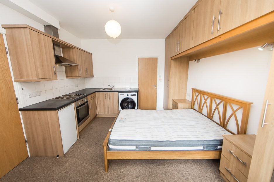 Flat 3, 66 Chapel Lane, Headingley, Leeds