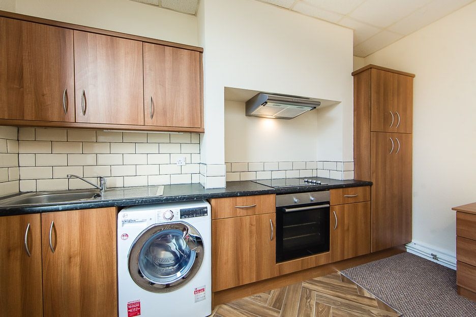 Flat 4, 66 Chapel Lane, Headingley, Leeds, West Yorkshire, LS6 3BW, United Kingdom (Headingley)