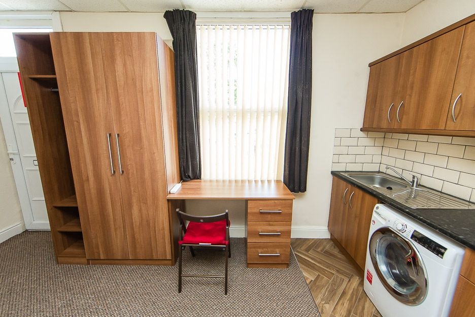 Flat 4, 66 Chapel Lane, Headingley, Leeds
