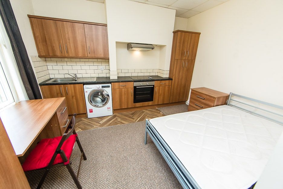 Flat 4, 66 Chapel Lane, Headingley, Leeds