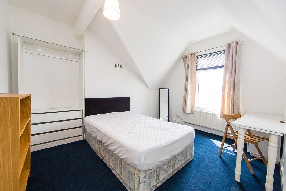  Derwentwater Terrace, Headingley, Leeds