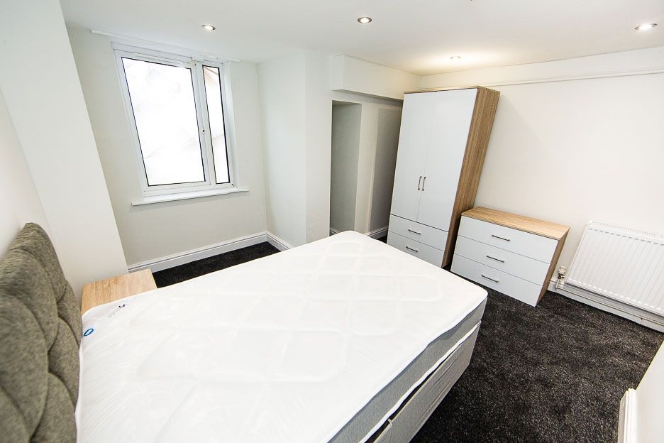  Burchett Terrace, Woodhouse, Leeds