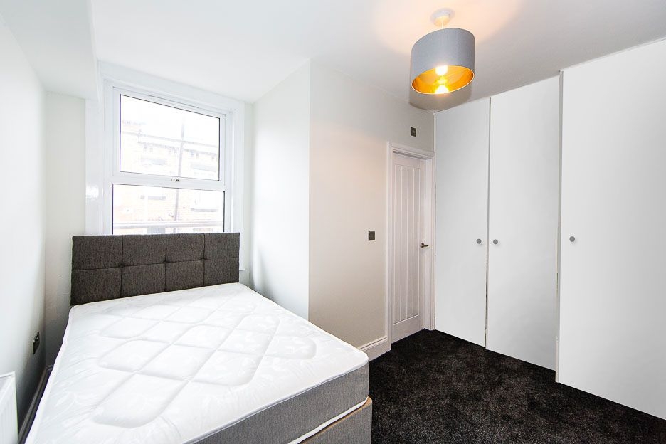  Burchett Terrace, Woodhouse, Leeds