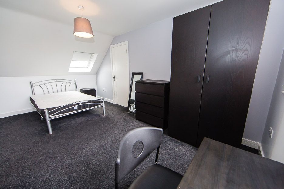  Derwentwater Terrace, Headingley, Leeds