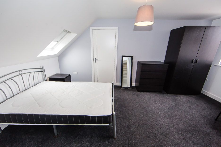  Derwentwater Terrace, Headingley, Leeds