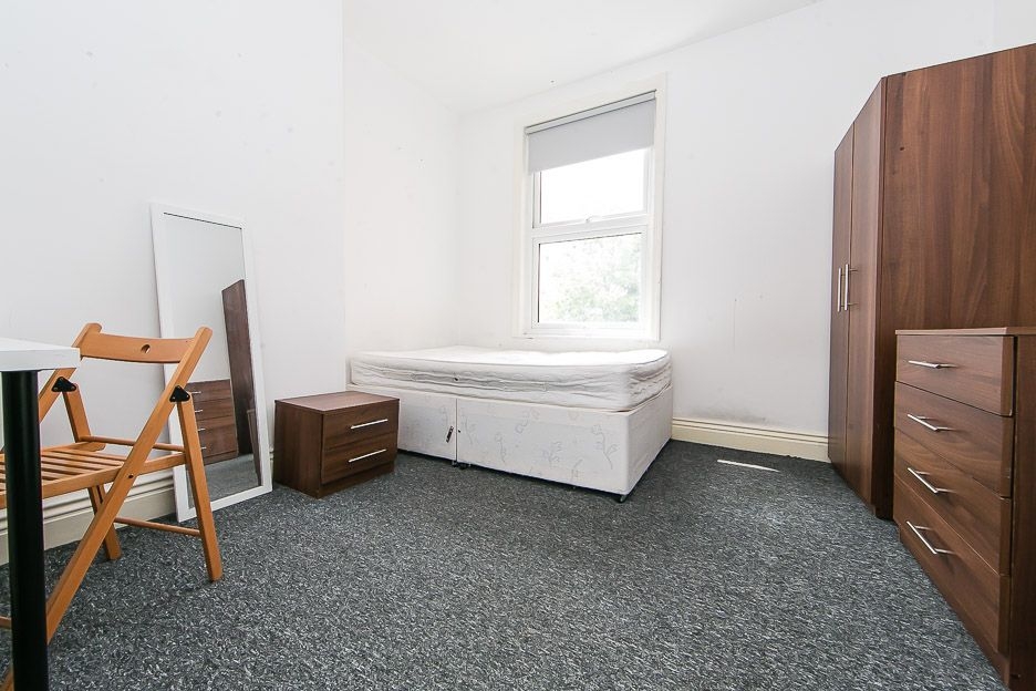 Estcourt Terrace, Headingley, Leeds