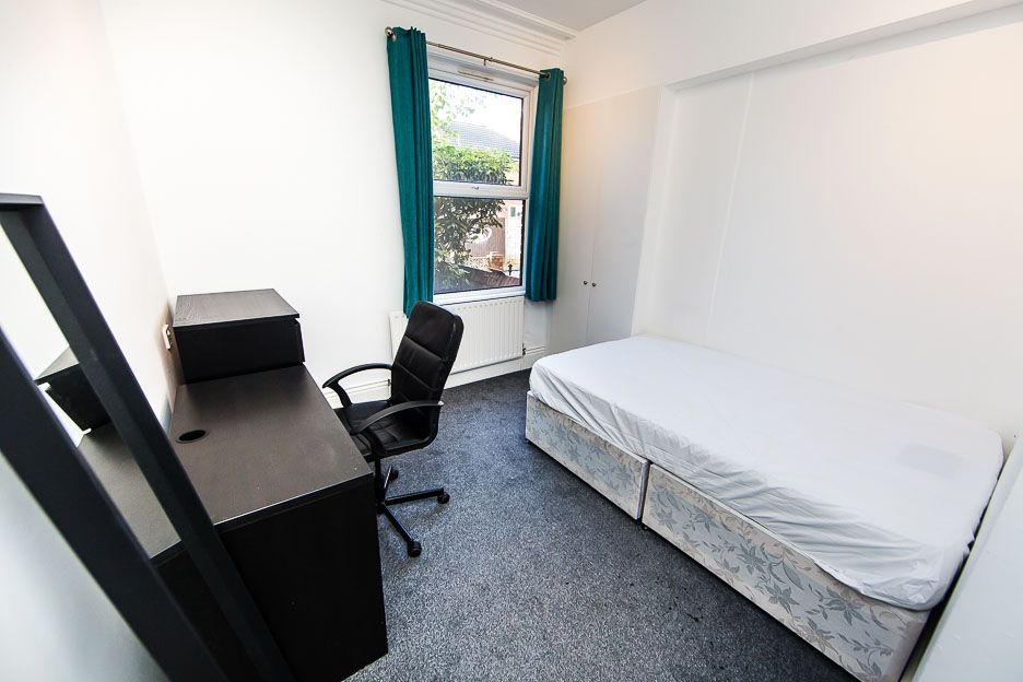 Estcourt Terrace, Headingley, Leeds