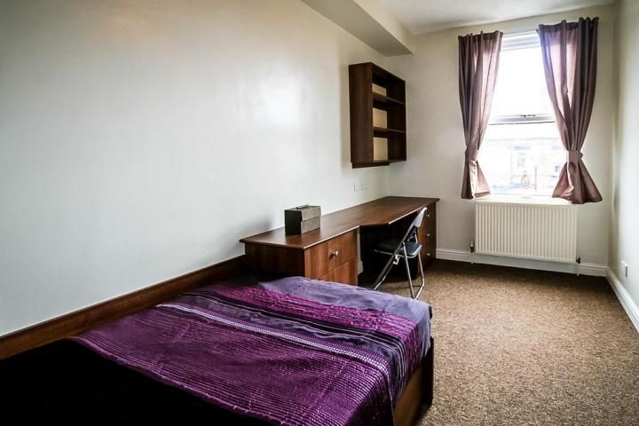  Beechwood Mount, Burley, Leeds