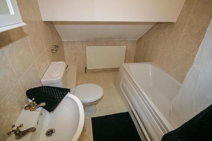  Beechwood Mount, Burley, Leeds