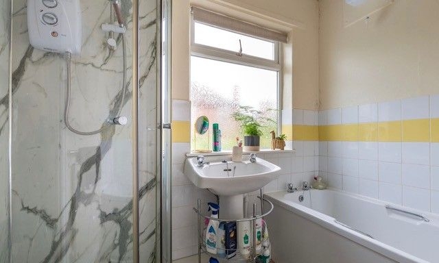 Derwentwater Terrace, Leeds