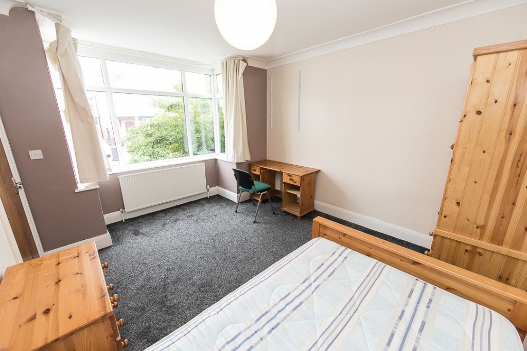  Trenic Drive, Headingley, Leeds